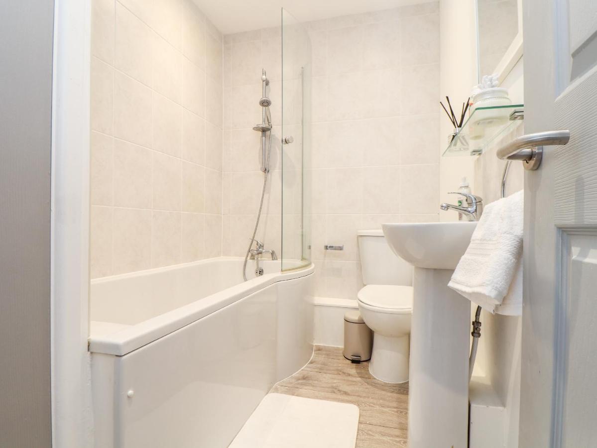 Lighthouse Lofts - Godrevy Apartman Camborne Kültér fotó
