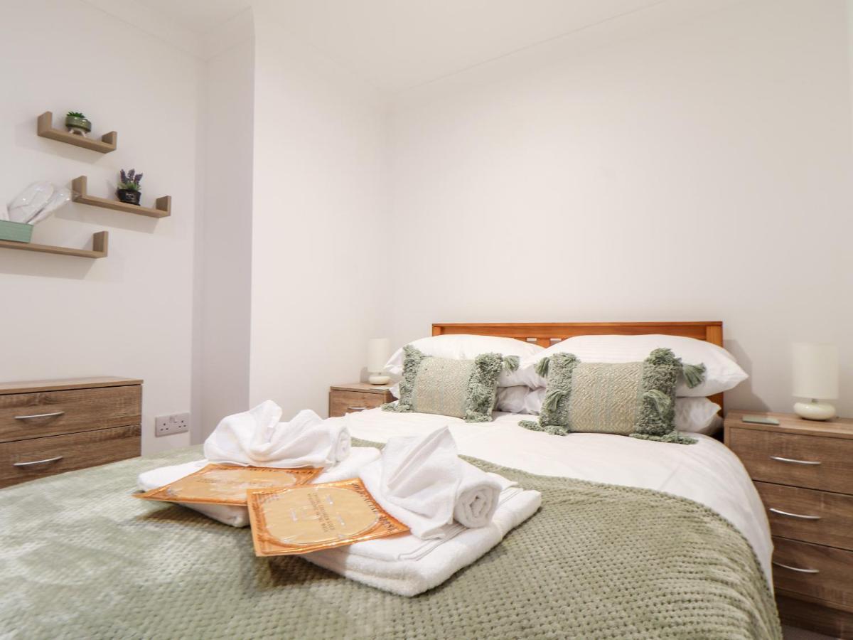 Lighthouse Lofts - Godrevy Apartman Camborne Kültér fotó