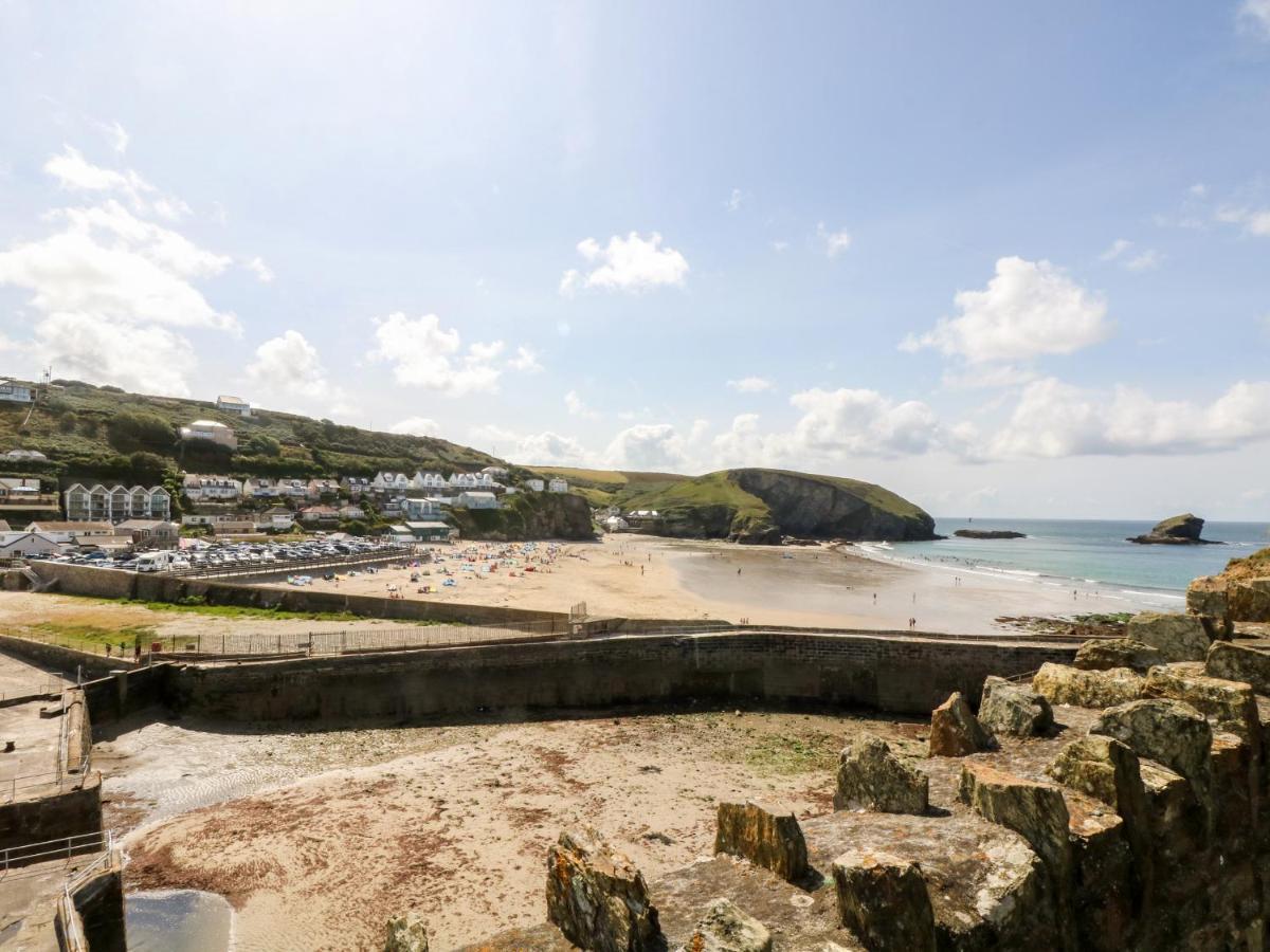 Lighthouse Lofts - Godrevy Apartman Camborne Kültér fotó