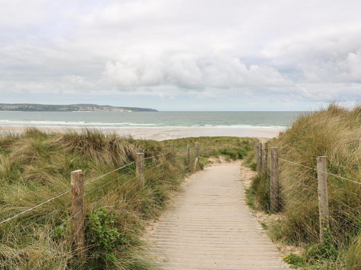Lighthouse Lofts - Godrevy Apartman Camborne Kültér fotó